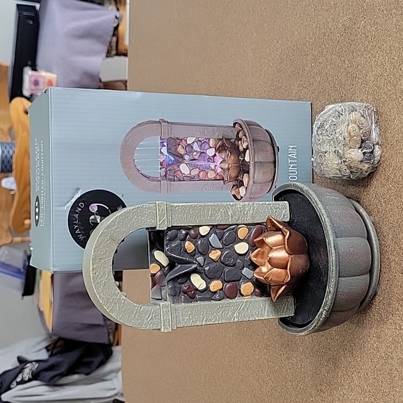 Wayland Square Accents Wayland Square Led Lighted Fountain Poshmark